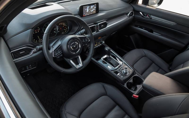 Comparison - Lincoln Nautilus Black Label 2019 - vs - Mazda CX-5 Grand Touring 2019  SUV Drive